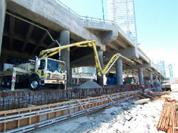 Placing a suspended slab from the street on a multi-storey structure